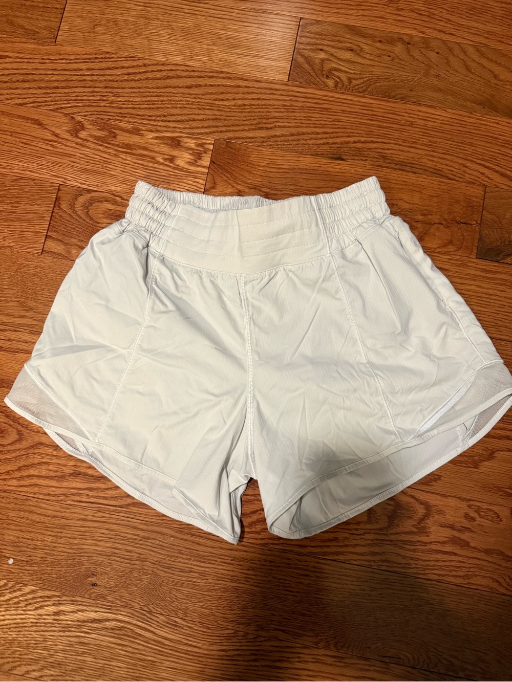 lululemon athletica hotty hot Shorts